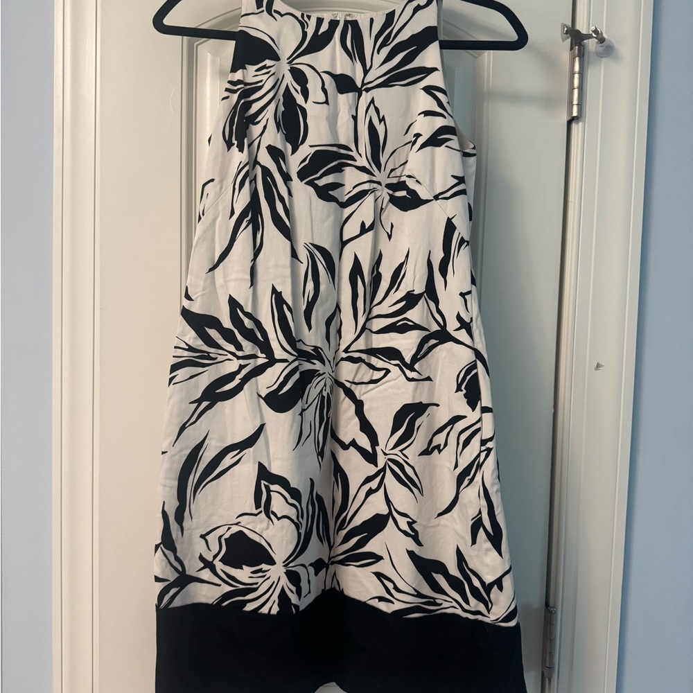 Chaps Monochrome Floral Dress
